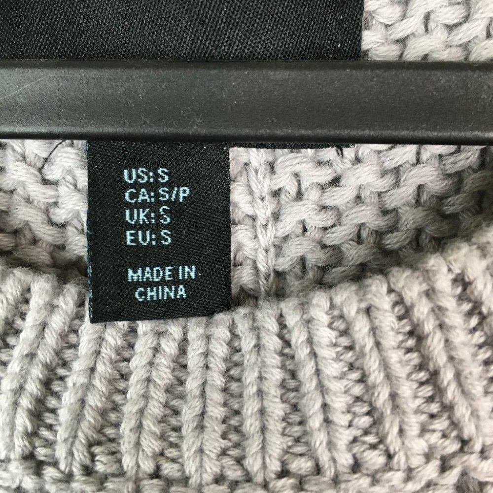 Cynthia Rowley Chunk Knit Button Back Sweater - Picture 6 of 11